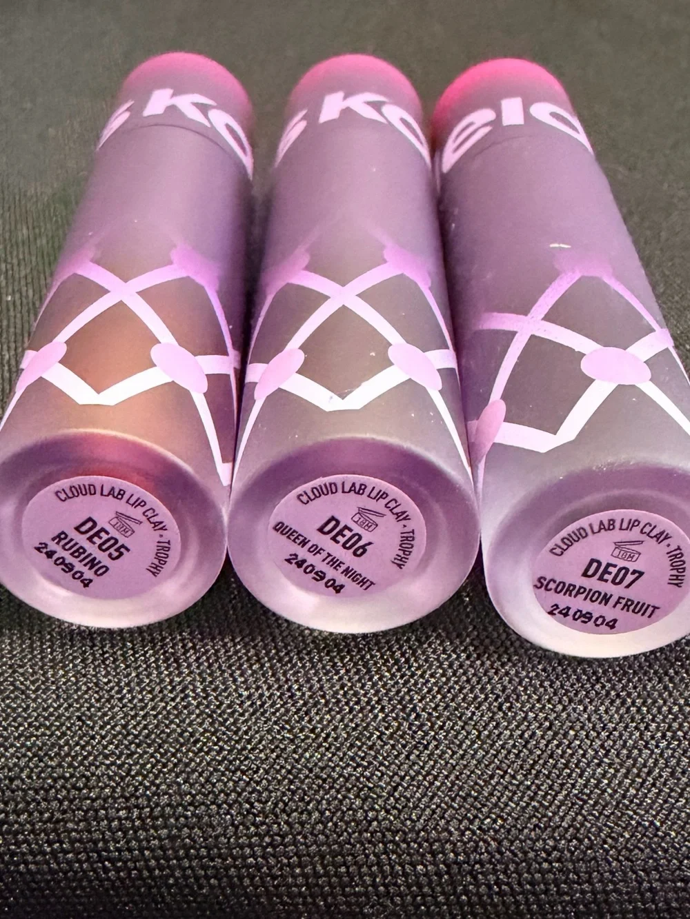 19 Kaleidos Cloud Lab Lip Clay Lipsticks New FullSz